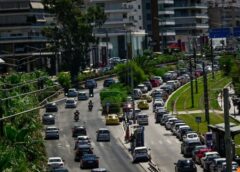 Τροχαίο στη Λεωφόρο Ποσειδώνος, με δυσκολία η κυκλοφορία στο ρεύμα προς Πειραιά