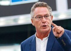 Αυτός…2.400.000 ευρώ