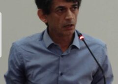 Καρανίκας κατά Τσίπρα με αιχμές για θαλαμηγούς και βίλες: «Εμπρός για τη νέα αρπαχτή»