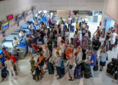 ΤτΕ: Τουριστικές εισπράξεις 8,8 δισ. ευρώ το α’ εξάμηνο – Άλμα 14,8%