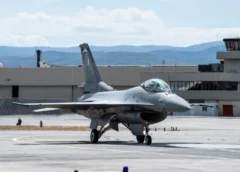 Η Ελλάδα παρέλαβε το 60ό εκσυγχρονισμένο F-16 Viper – Τα χαρακτηριστικά που δίνουν «νέο» αέρα στην Πολεμική Αεροπορία
