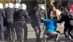 «Φλέγεται» η Αλβανία: Διαδηλώσεις φοιτητών στα Τίρανα, άγριες συγκρούσεις με την αστυνομία και δεκάδες συλλήψεις