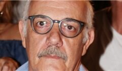 Ο Γιώργος Κιμούλης ζητά 700.000 ευρώ από τη Ζέτα Δούκα, τη Δώρα Χρυσικού και τον Νίκο Ψαρρά