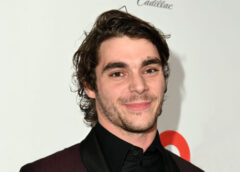 Νεκρός στα 34 του ο πρωταγωνιστής του Breaking Bad, RJ Mitte, πληροφορίες ότι αυτοκτόνησε